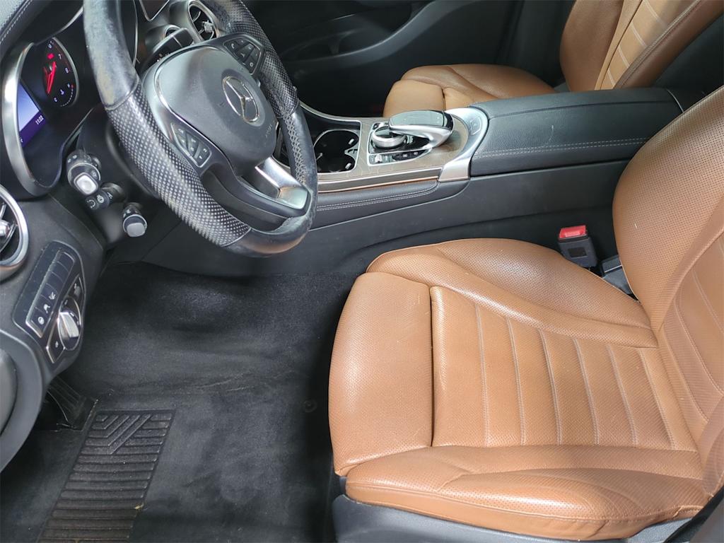 2019 Mercedes-Benz GLC 300 11