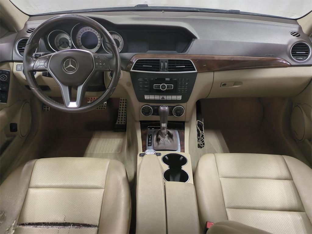 Thumbnail: 2014 Mercedes-Benz C-Class - 10