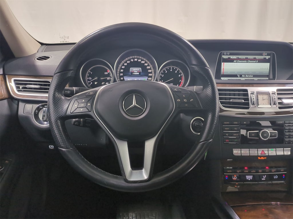 Thumbnail: 2014 Mercedes-Benz E-Class - 15