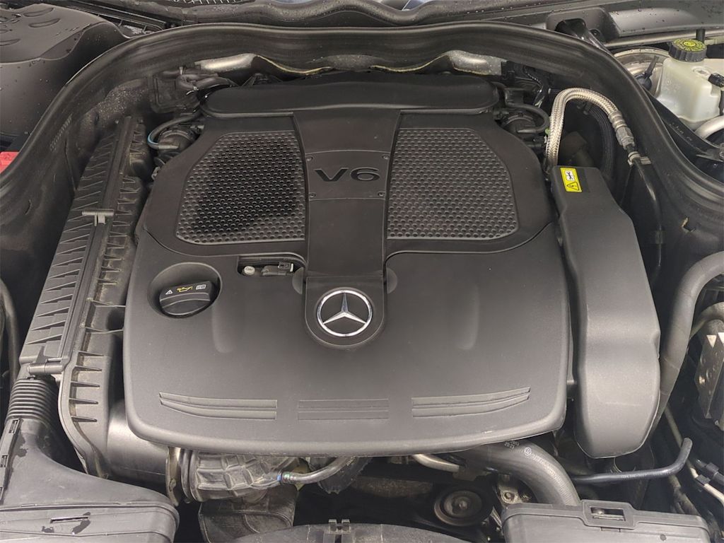 Thumbnail: 2014 Mercedes-Benz E-Class - 9