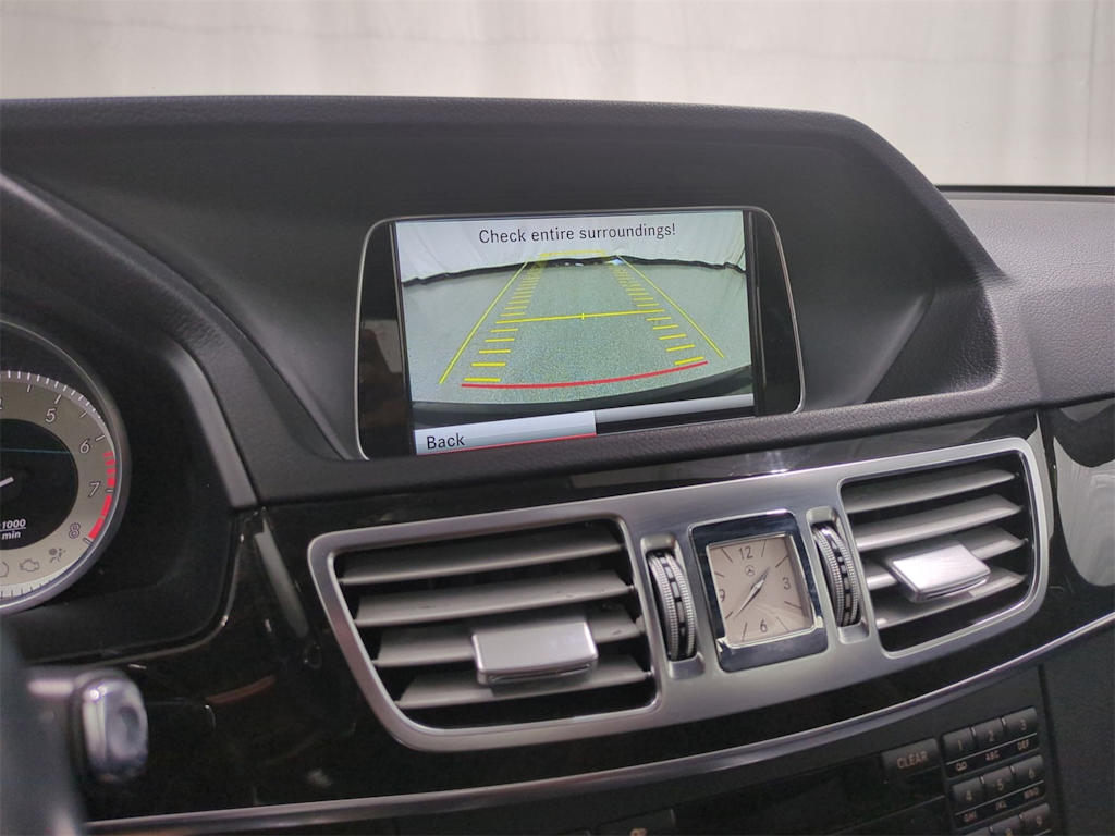 Thumbnail: 2014 Mercedes-Benz E-Class - 34
