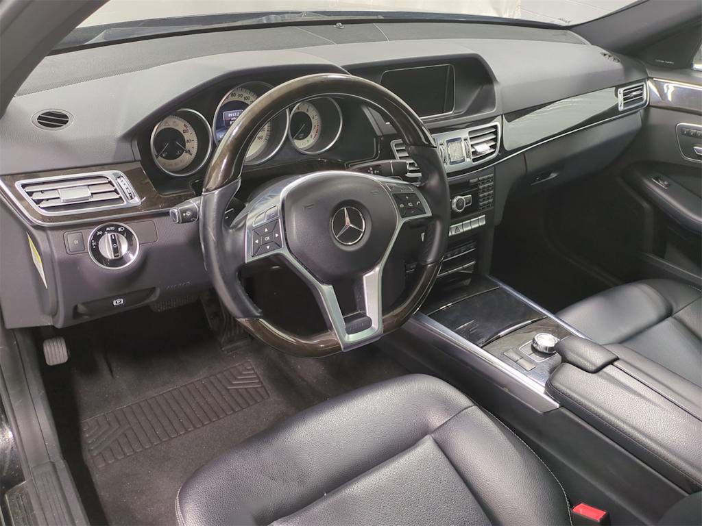 Thumbnail: 2014 Mercedes-Benz E-Class - 2
