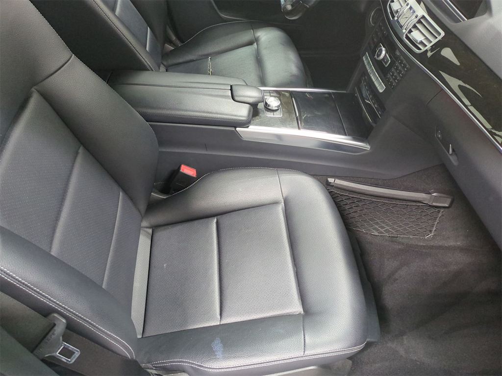 Thumbnail: 2014 Mercedes-Benz E-Class - 29