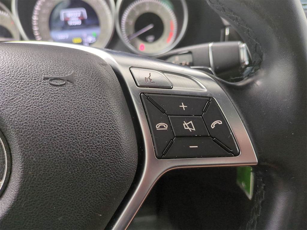 Thumbnail: 2014 Mercedes-Benz E-Class - 31