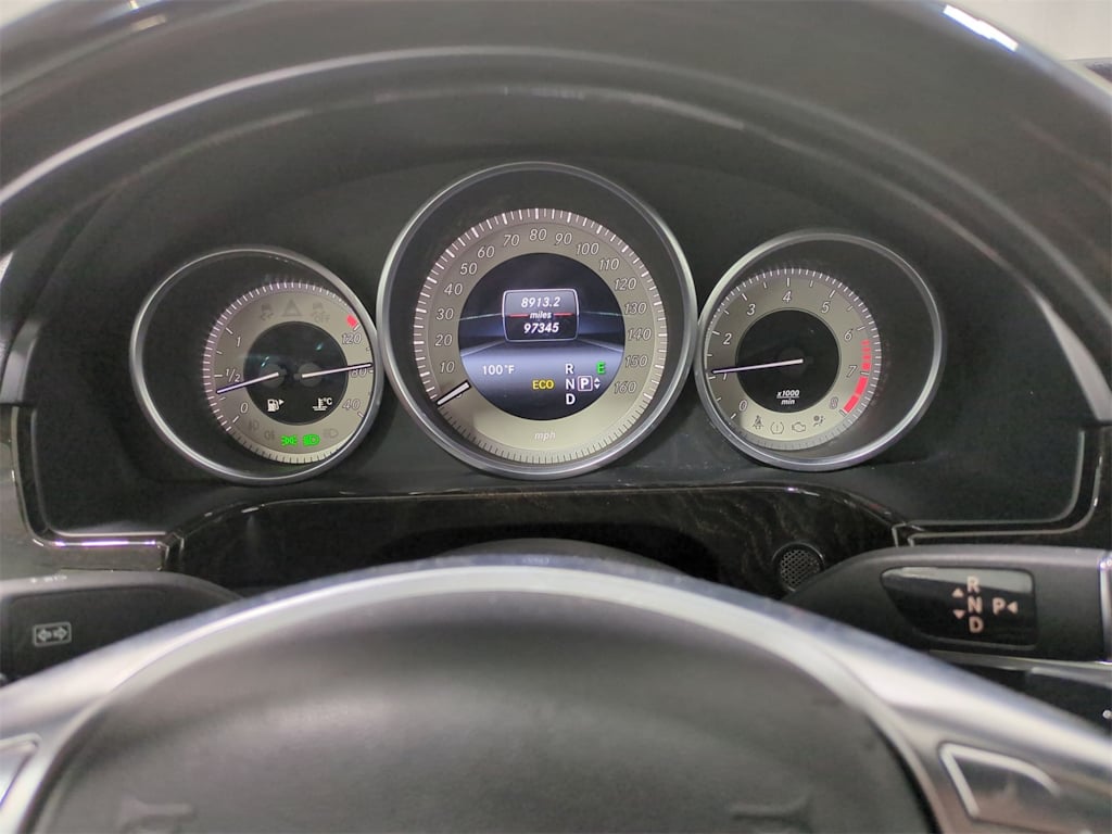 Thumbnail: 2014 Mercedes-Benz E-Class - 16