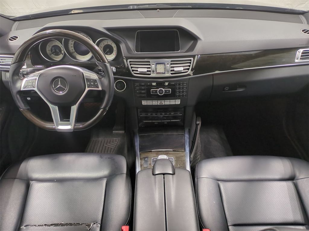 Thumbnail: 2014 Mercedes-Benz E-Class - 10