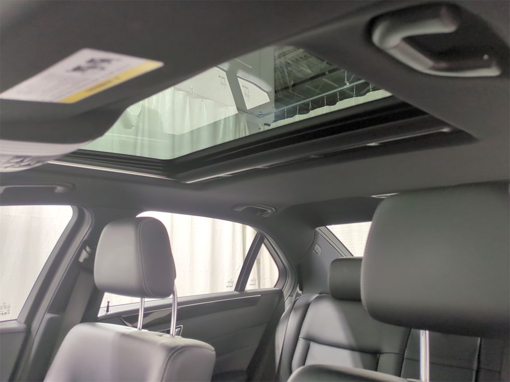 Thumbnail: 2014 Mercedes-Benz E-Class - 27