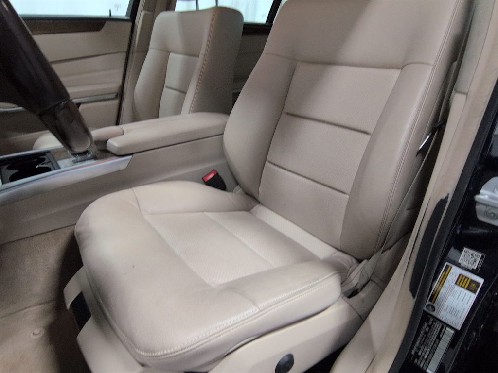 Thumbnail: 2015 Mercedes-Benz E-Class - 11