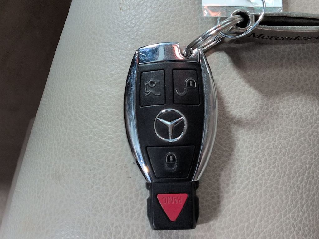 Thumbnail: 2015 Mercedes-Benz E-Class - 19