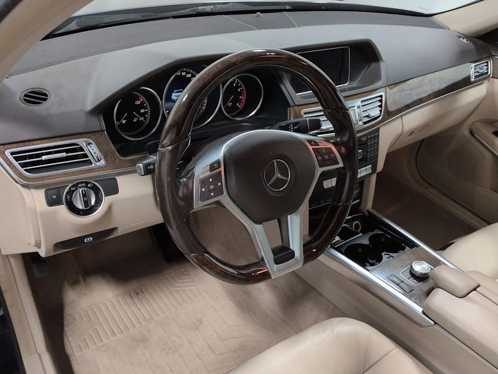 Thumbnail: 2015 Mercedes-Benz E-Class - 2
