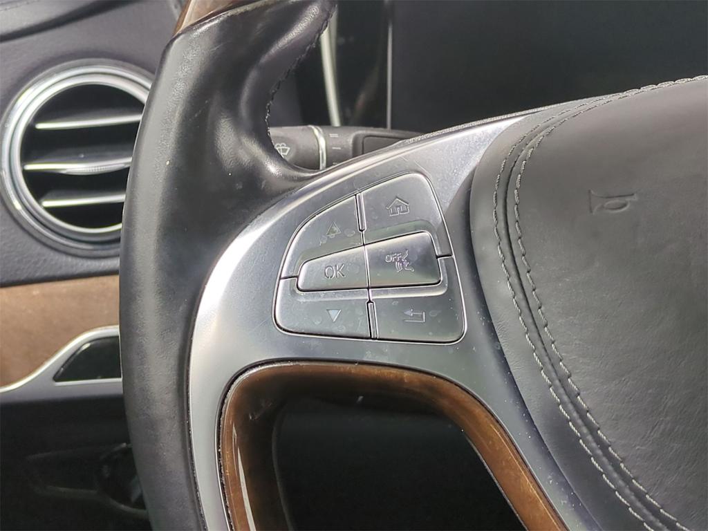 Thumbnail: 2015 Mercedes-Benz S-Class - 32