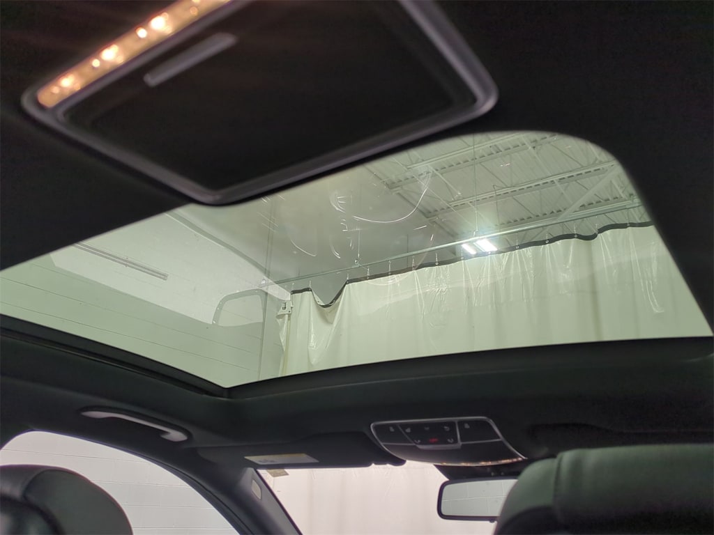 Thumbnail: 2015 Mercedes-Benz S-Class - 30