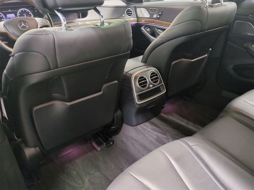 Thumbnail: 2015 Mercedes-Benz S-Class - 28