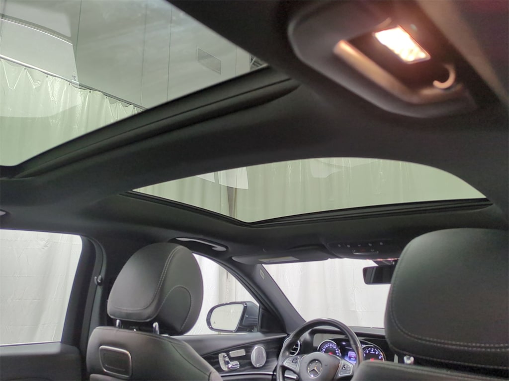 2018 Mercedes-Benz E-Class E 300 31