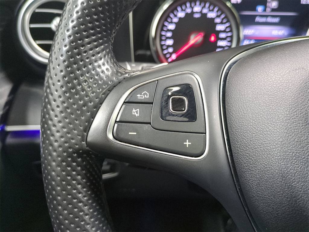 2018 Mercedes-Benz E-Class E 300 32