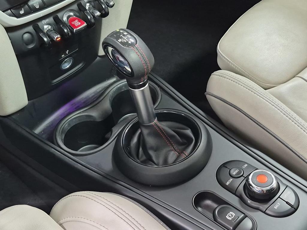 Thumbnail: 2019 MINI Cooper Countryman - 15