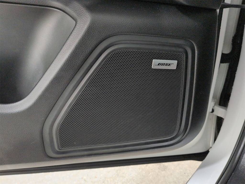 Thumbnail: 2020 Porsche Macan - 38