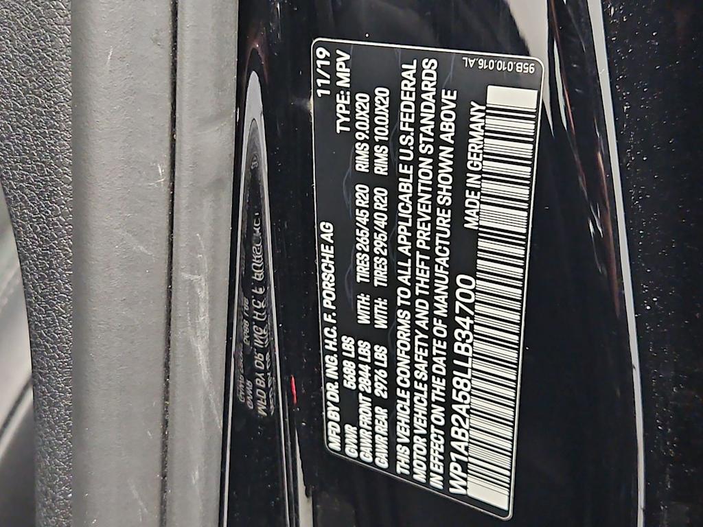 Thumbnail: 2020 Porsche Macan - 19