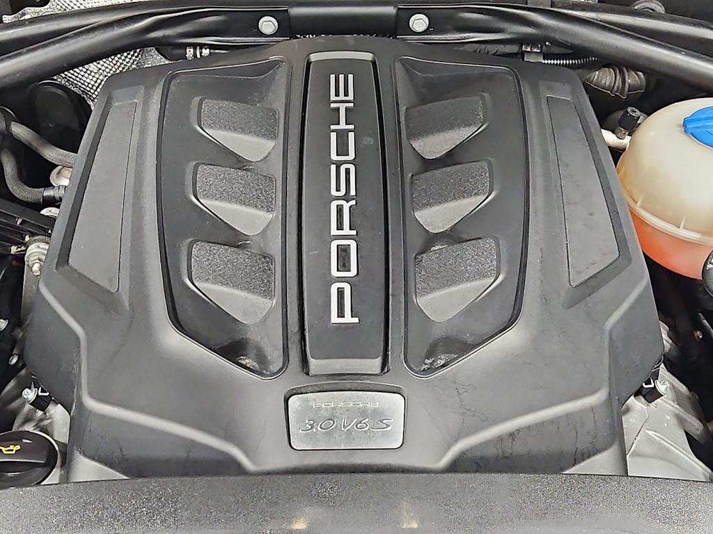 Thumbnail: 2017 Porsche Macan - 9