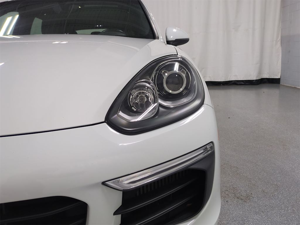 Thumbnail: 2015 Porsche Cayenne - 7