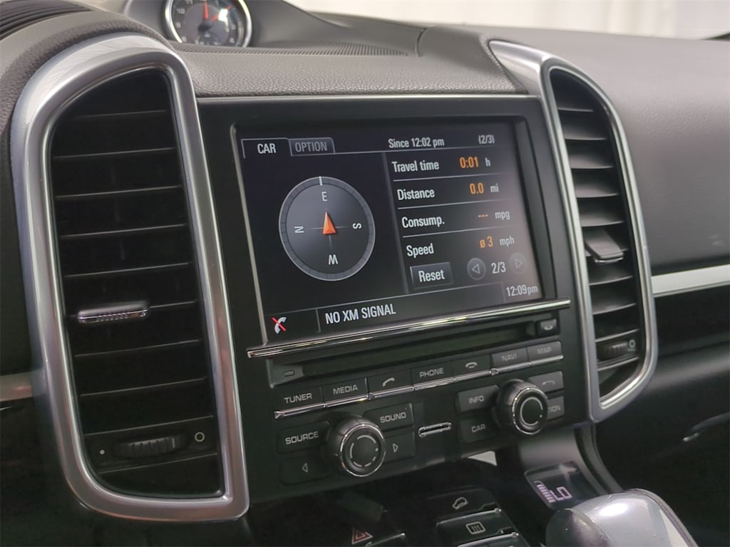 Thumbnail: 2015 Porsche Cayenne - 14