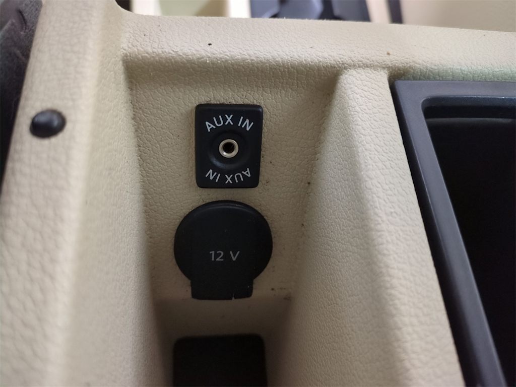 Thumbnail: 2015 Volkswagen Tiguan - 35
