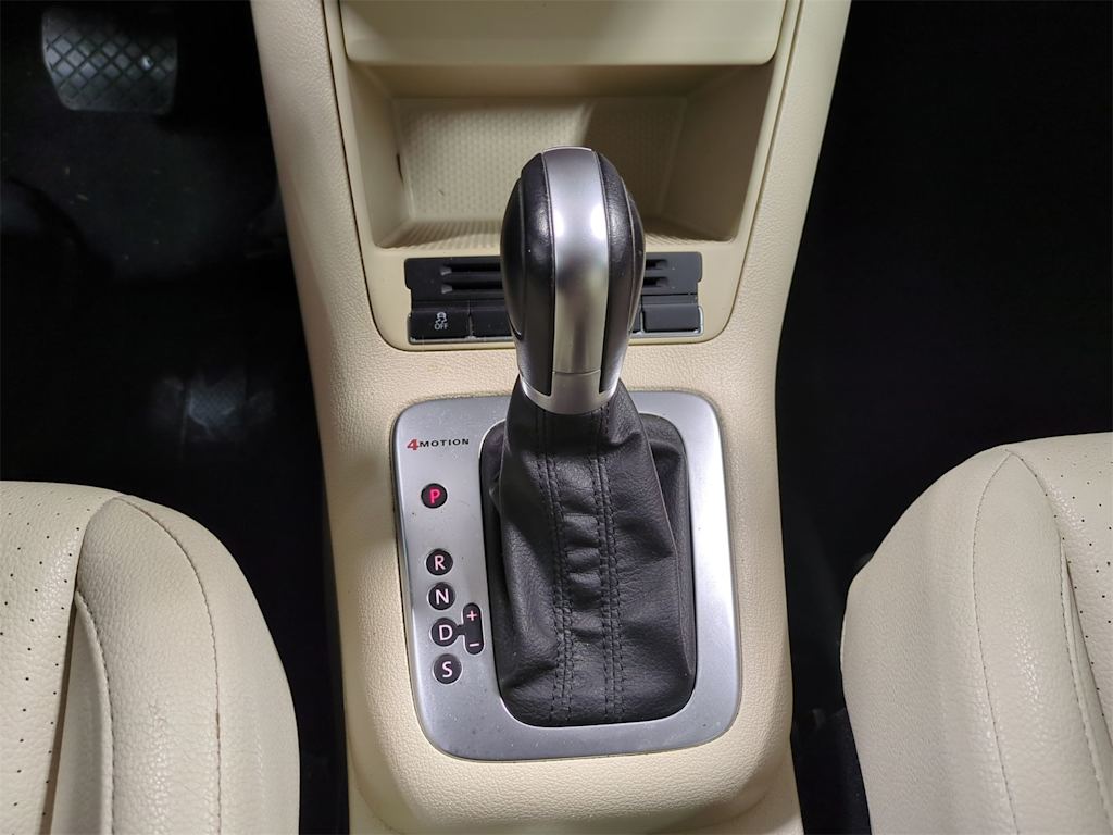Thumbnail: 2015 Volkswagen Tiguan - 36