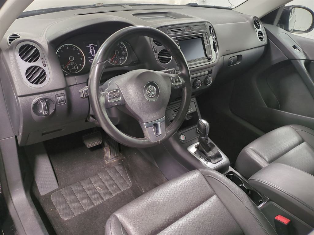 Thumbnail: 2017 Volkswagen Tiguan - 2