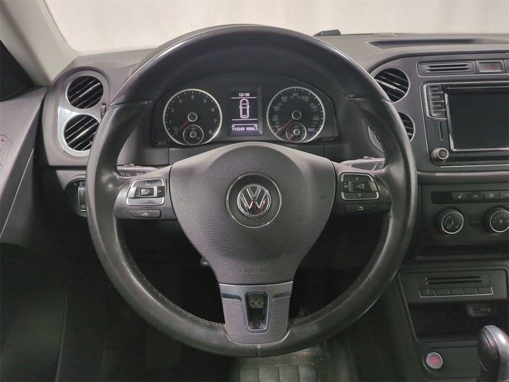 Thumbnail: 2017 Volkswagen Tiguan - 14