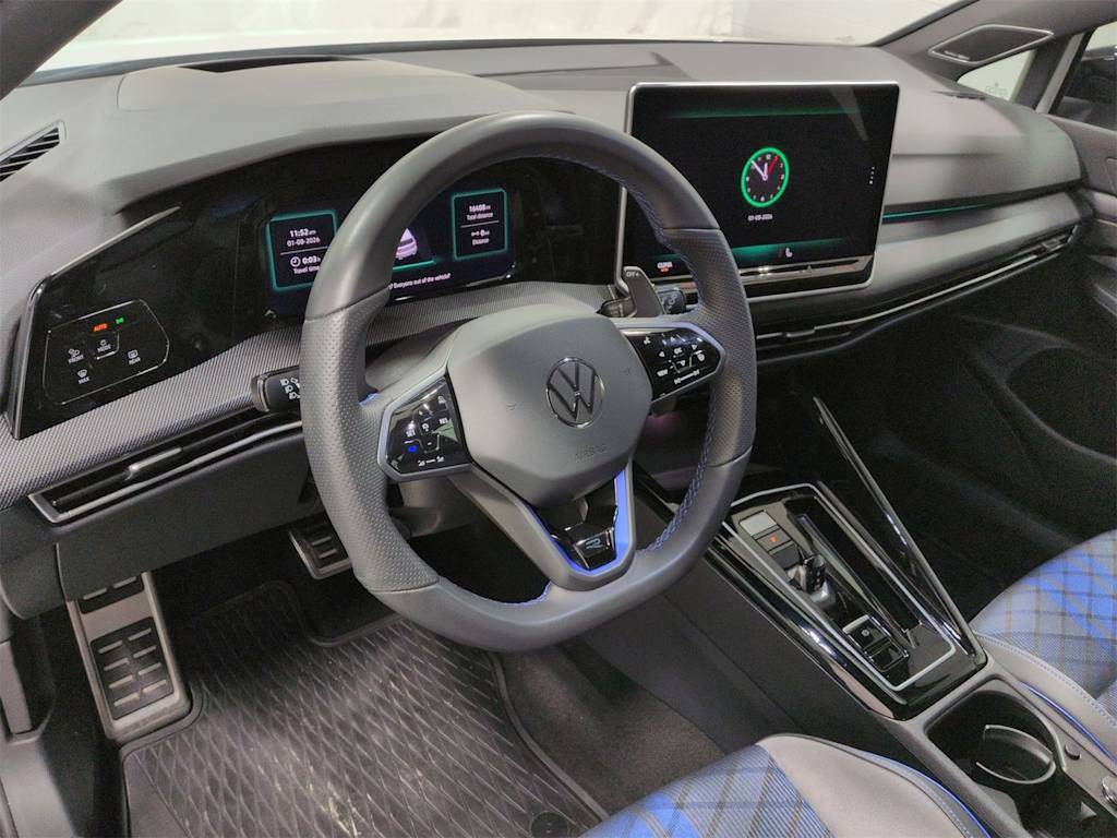 Thumbnail: 2025 Volkswagen Golf - 2