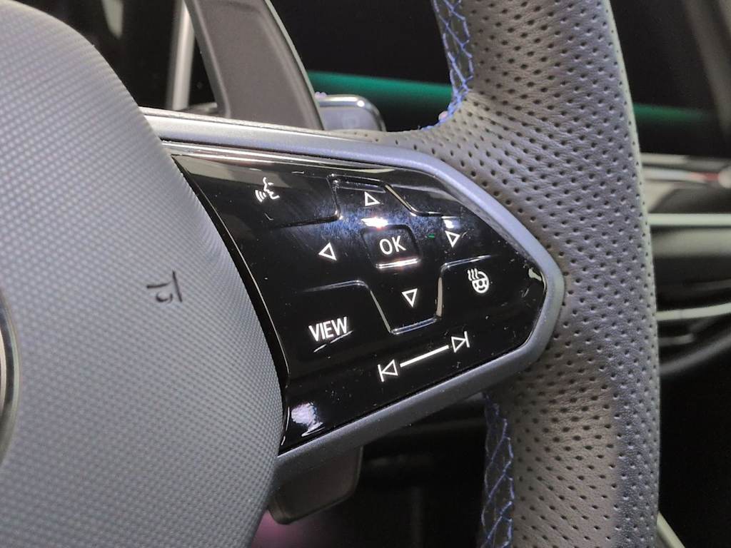 Thumbnail: 2025 Volkswagen Golf - 31