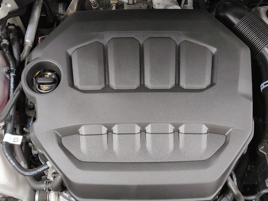 Thumbnail: 2025 Volkswagen Golf - 9