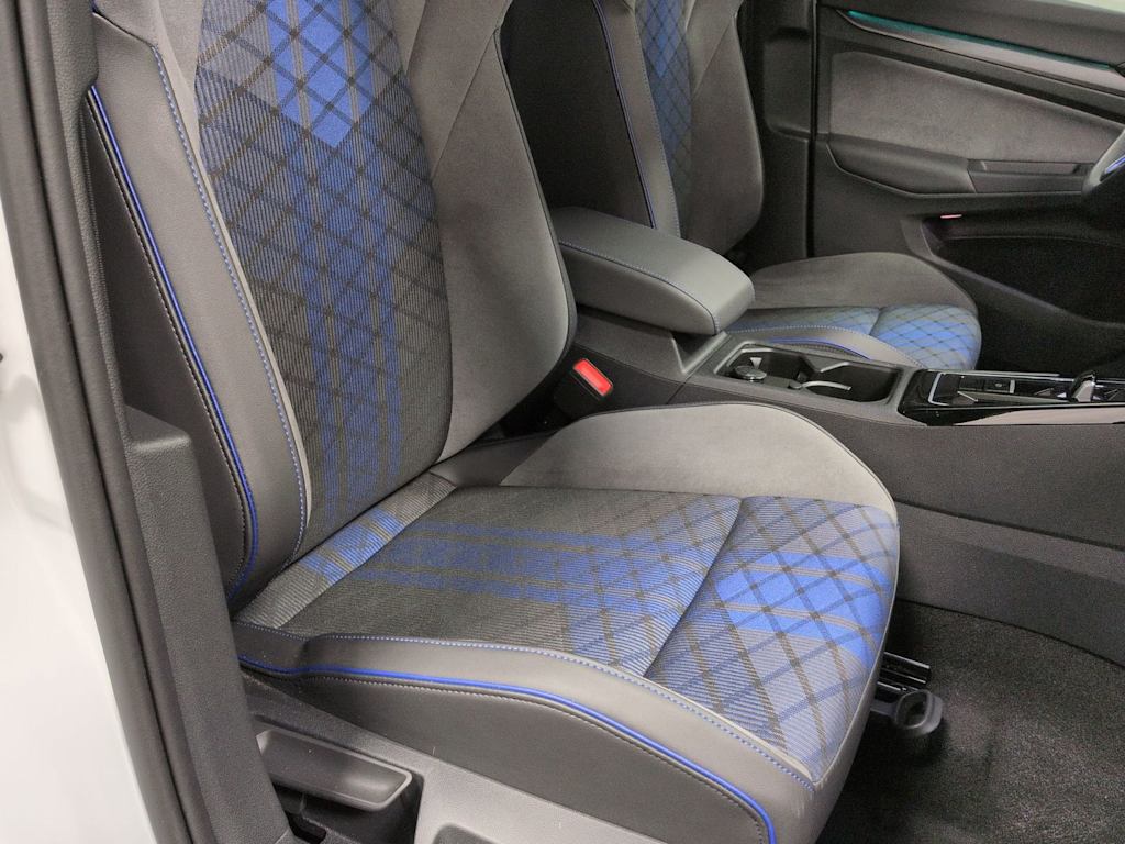 Thumbnail: 2025 Volkswagen Golf - 12