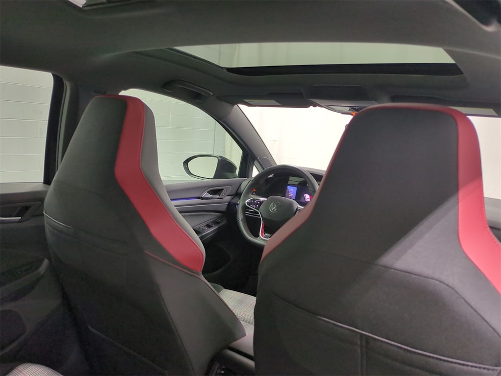 Thumbnail: 2024 Volkswagen Golf - 30