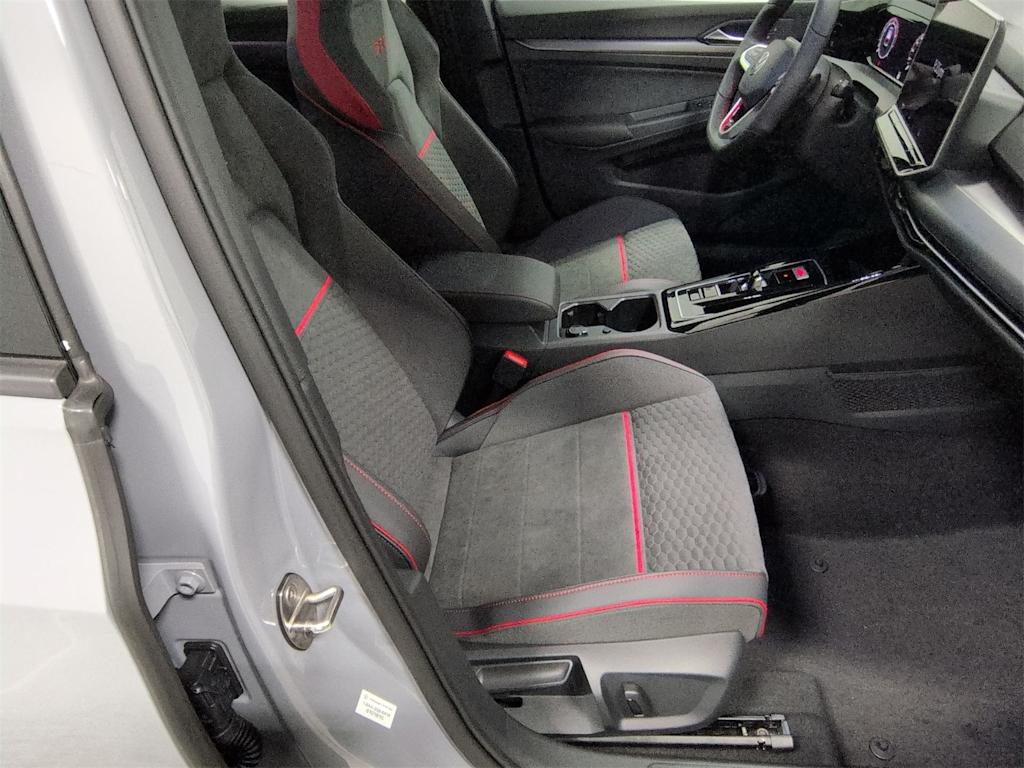 Thumbnail: 2026 Volkswagen Golf - 12