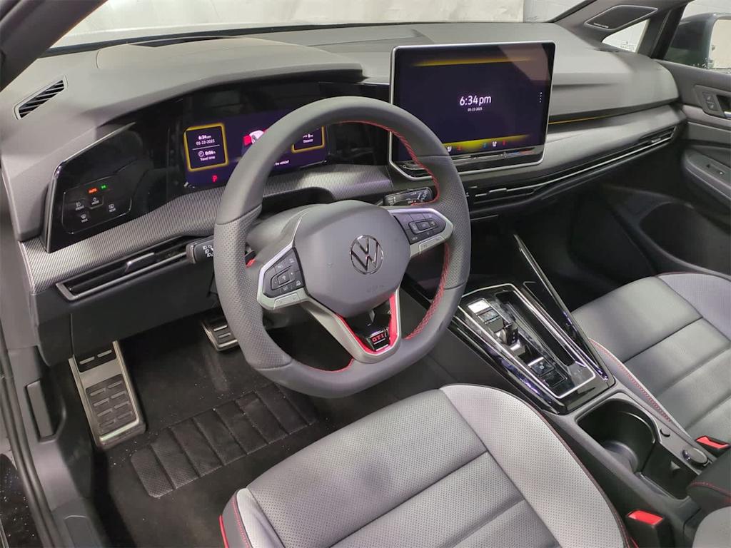Thumbnail: 2025 Volkswagen Golf - 2