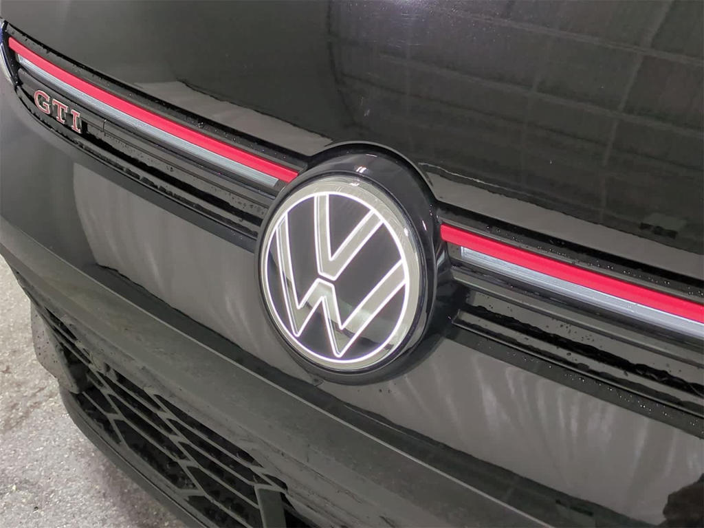 Thumbnail: 2025 Volkswagen Golf - 23