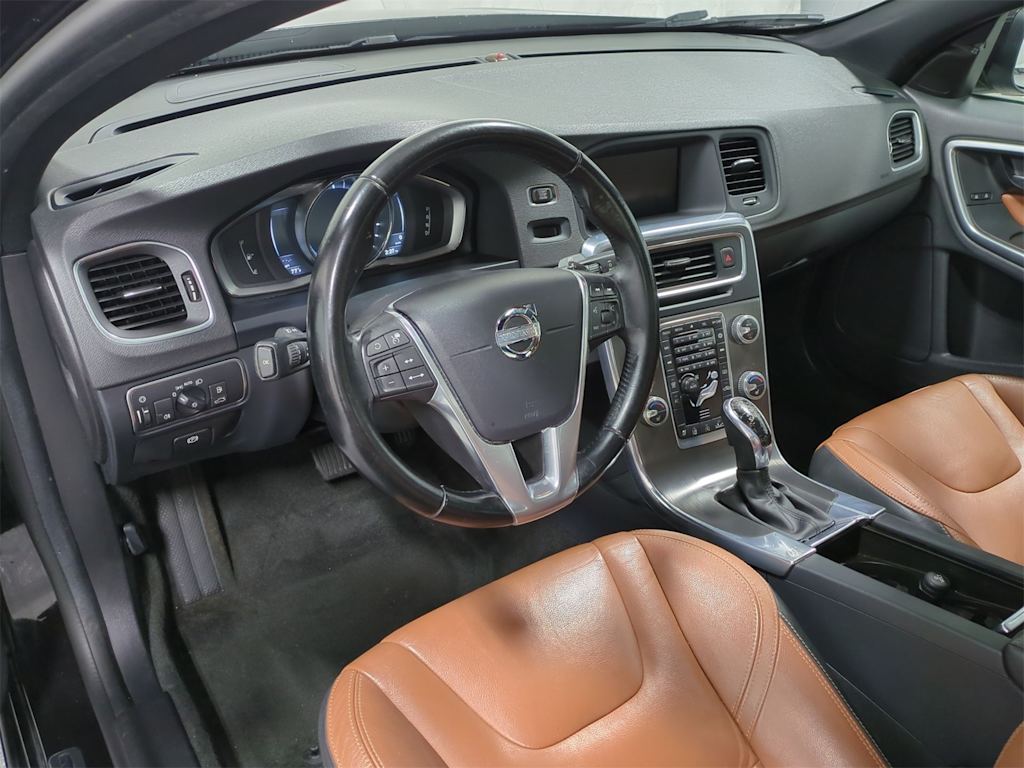 Thumbnail: 2015 Volvo S60 - 2