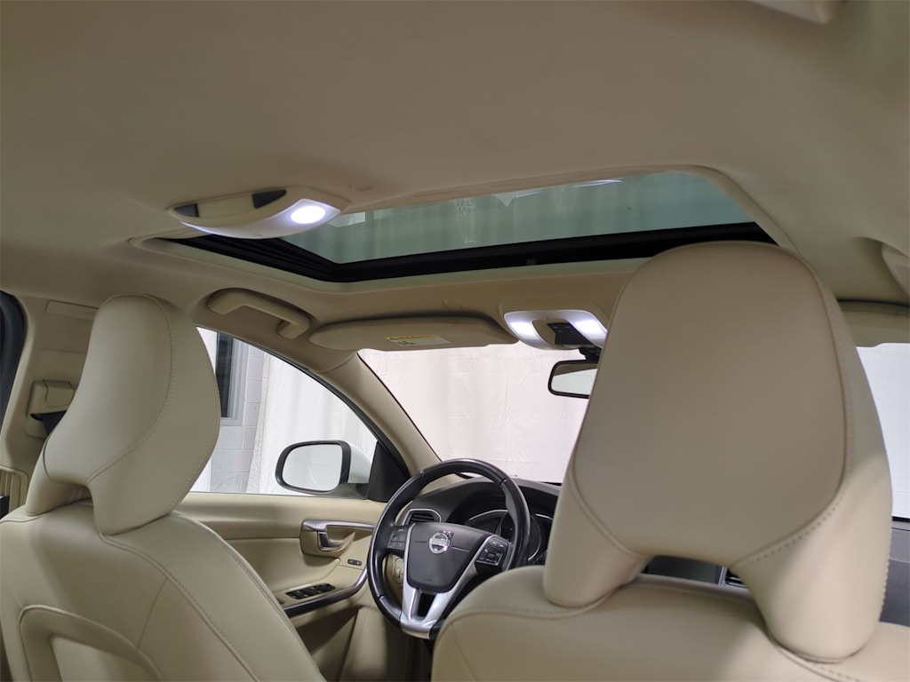 2015 Volvo S60 T5 31