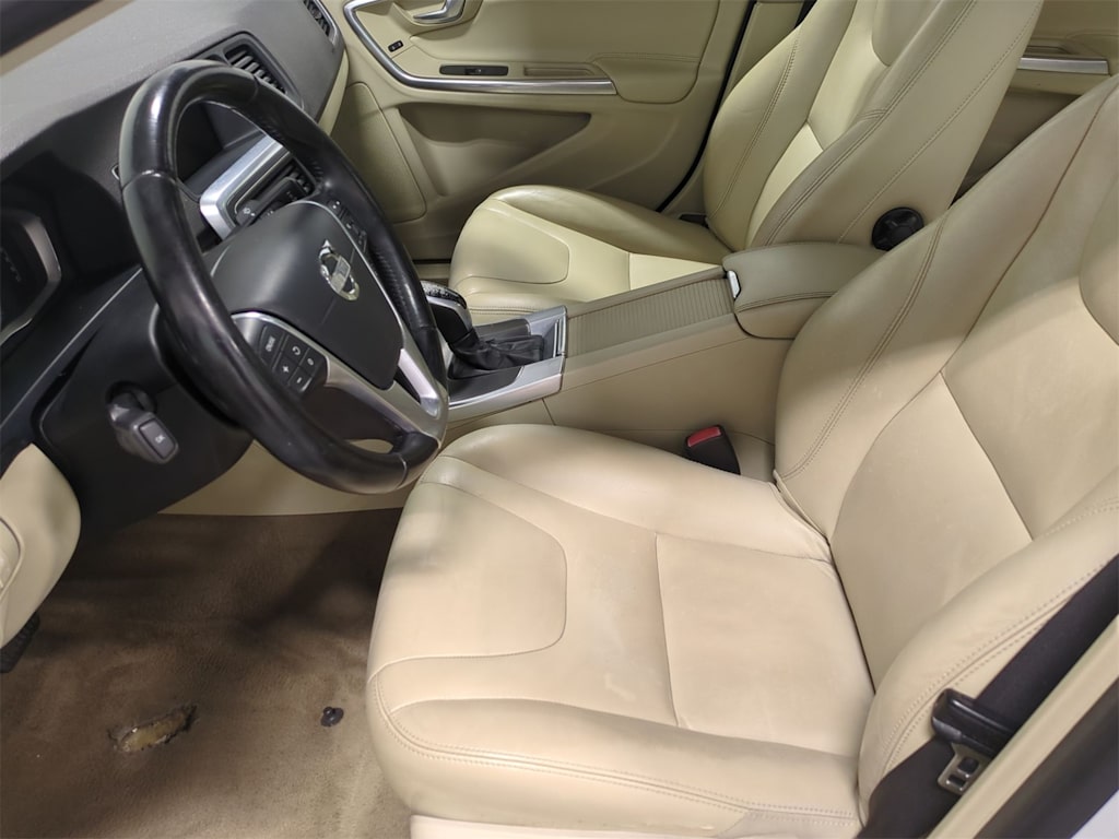 2015 Volvo S60 T5 11