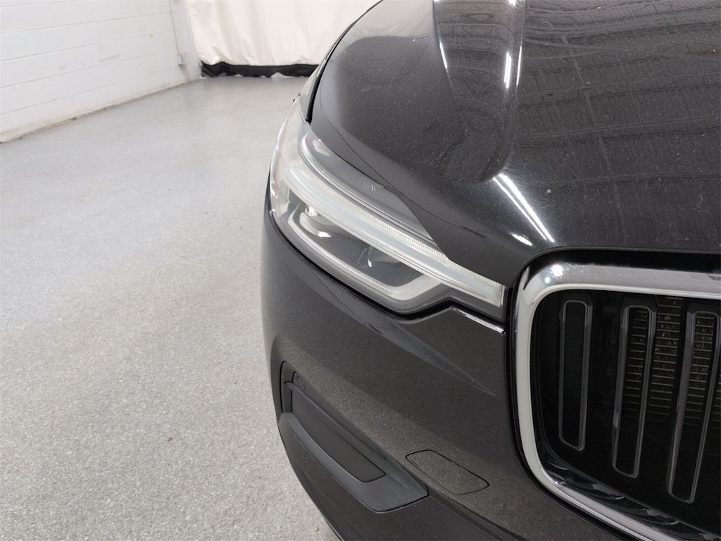 Thumbnail: 2020 Volvo XC60 - 24