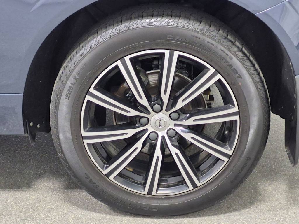 Thumbnail: 2020 Volvo XC60 - 8