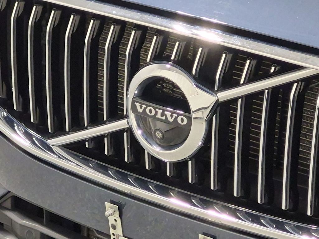 Thumbnail: 2020 Volvo XC60 - 24