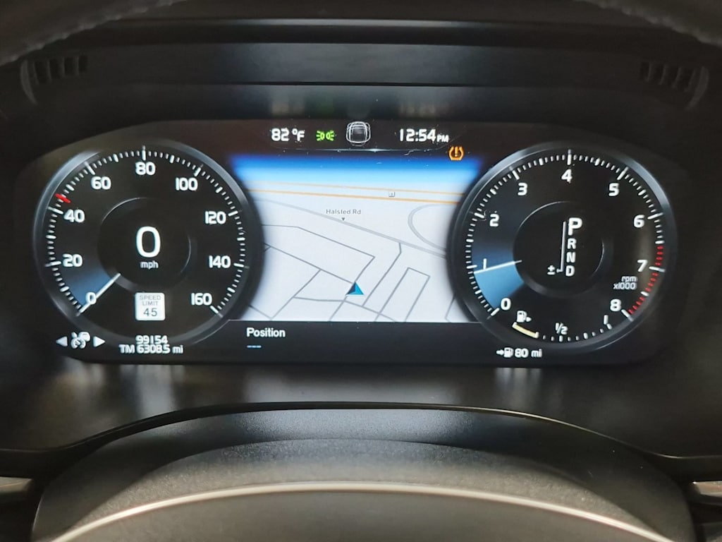 Thumbnail: 2020 Volvo XC60 - 16