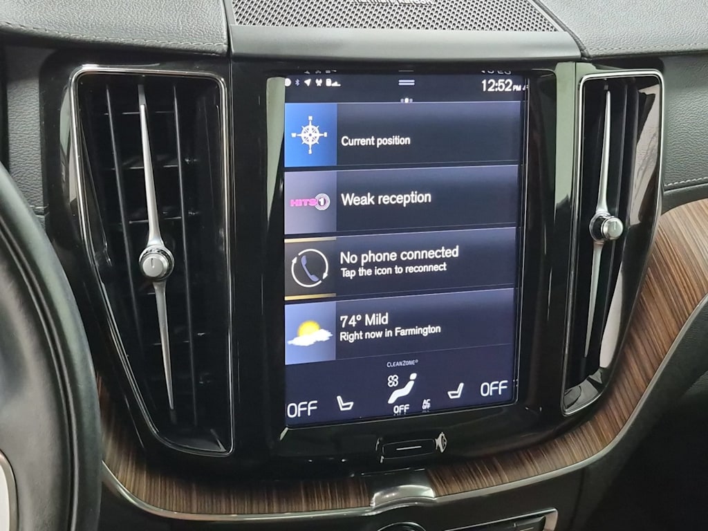 Thumbnail: 2020 Volvo XC60 - 14
