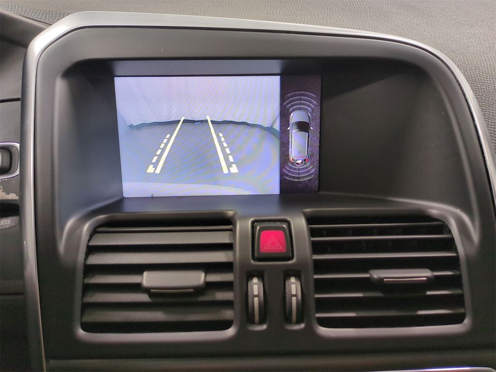 Thumbnail: 2015 Volvo XC60 - 35