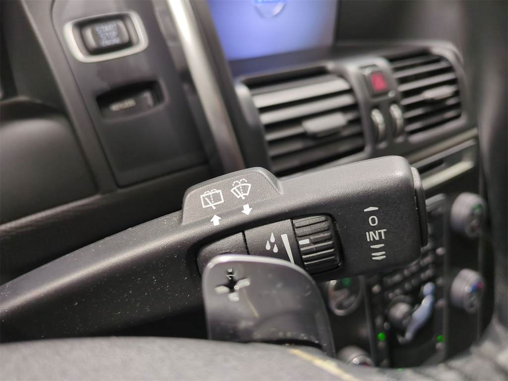 Thumbnail: 2015 Volvo XC60 - 34