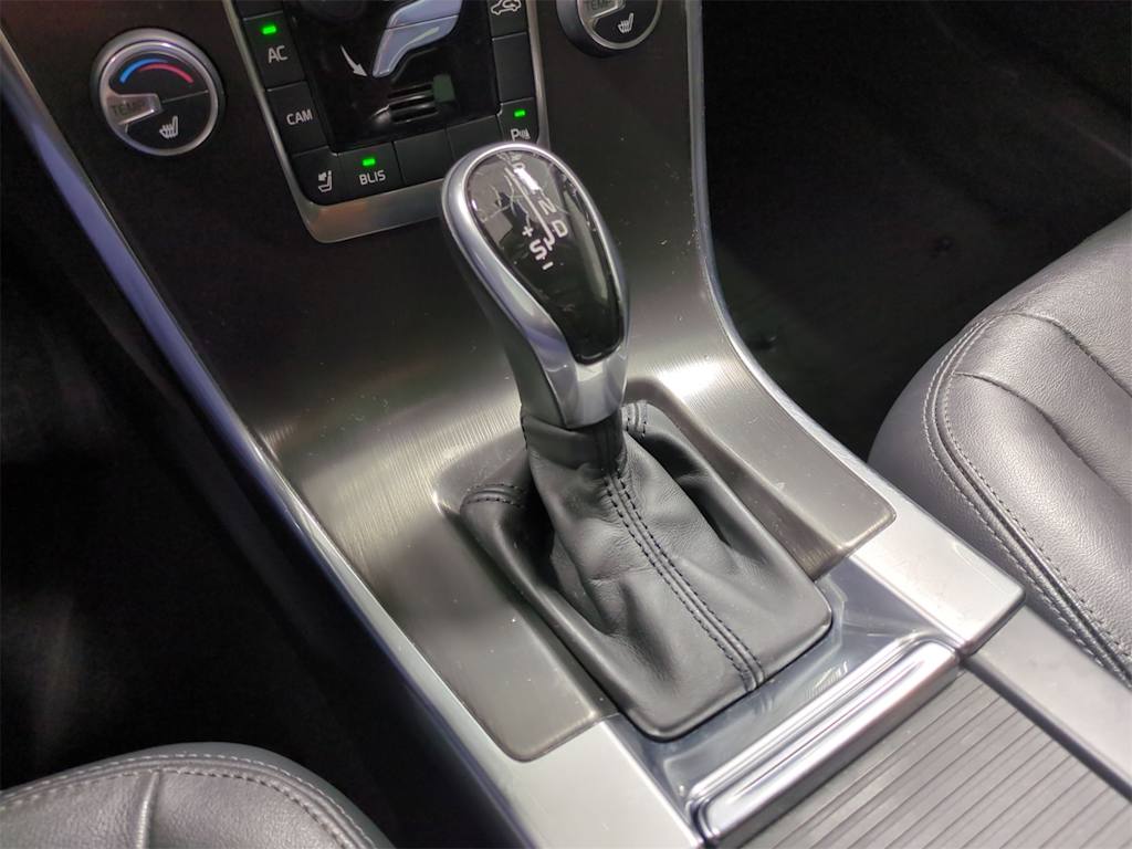 Thumbnail: 2015 Volvo XC60 - 37