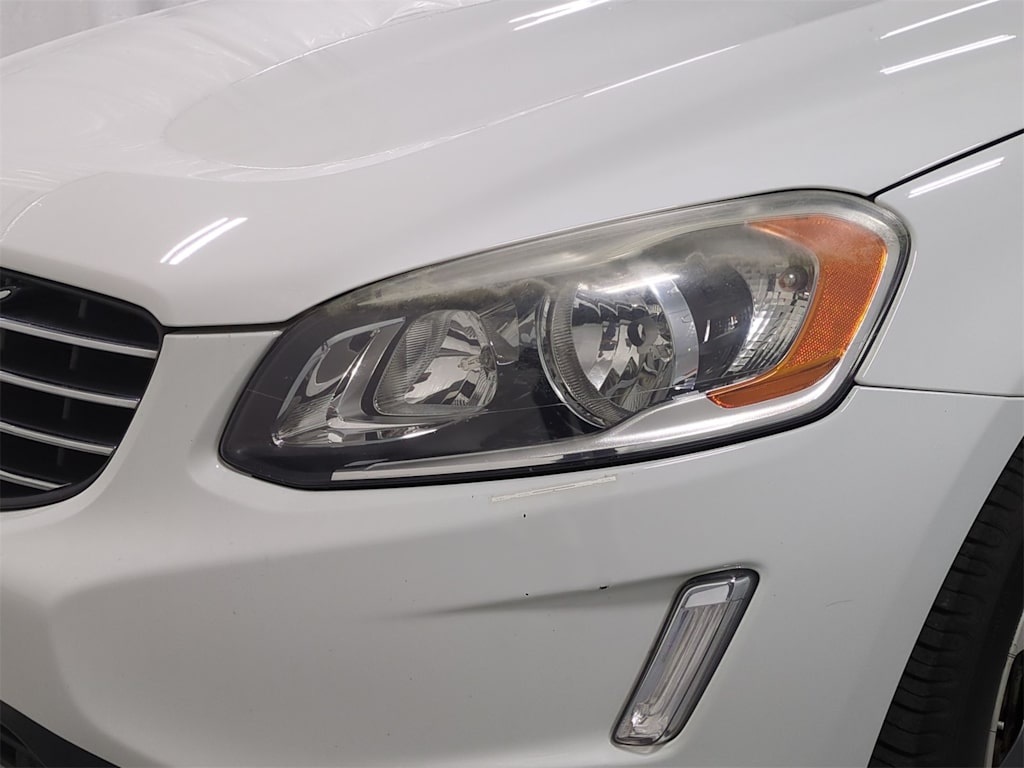 Thumbnail: 2015 Volvo XC60 - 25