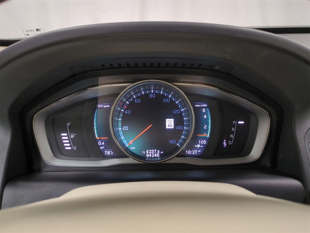 2016 Volvo XC60 T6 17